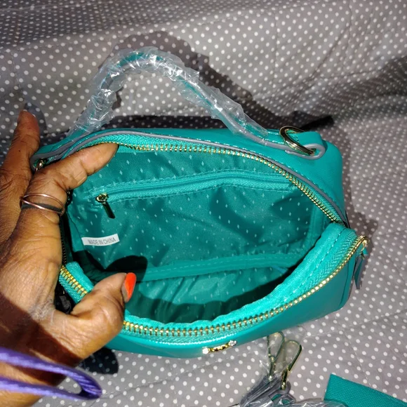 NWT Vanessa Williams Teal Crossbody Bag - Picture 5 of 5